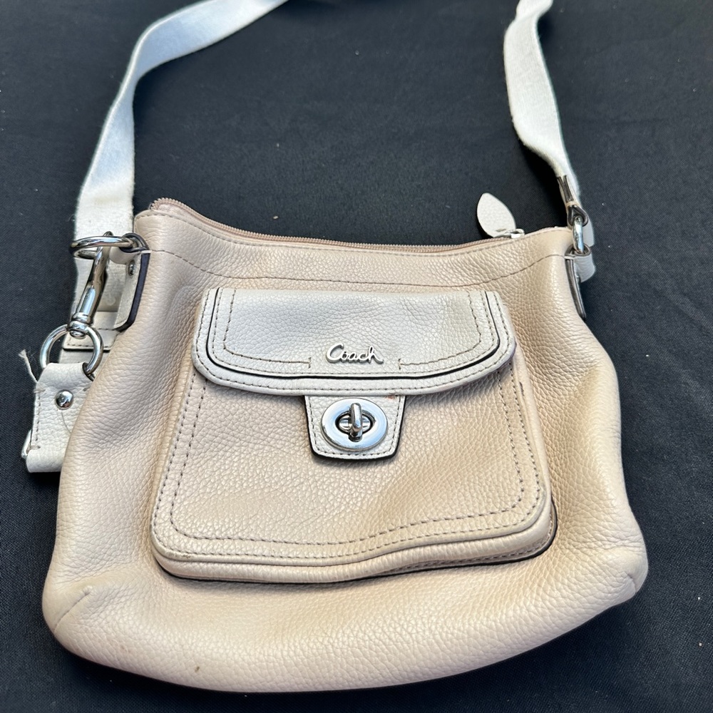 Coach Used Crossbody Bag Gem